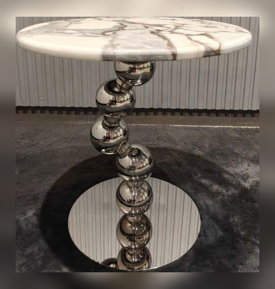 500 510 Side Table - product image 1
